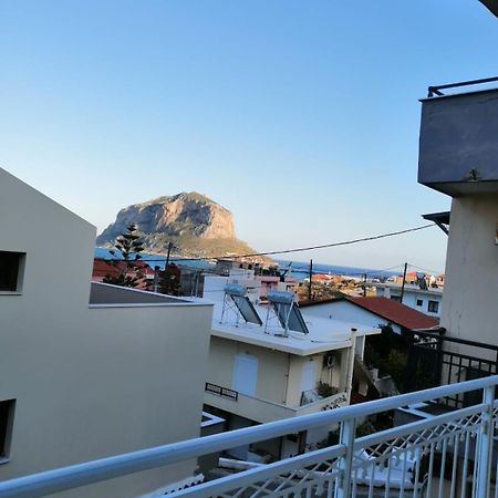 Cosmo Luxury Rooms Monemvasia Bagian luar foto